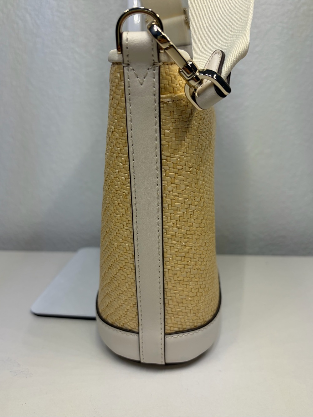 KATE SPADE STRAW BUCKET CROSSBODY BAG - Picture 4 of 13